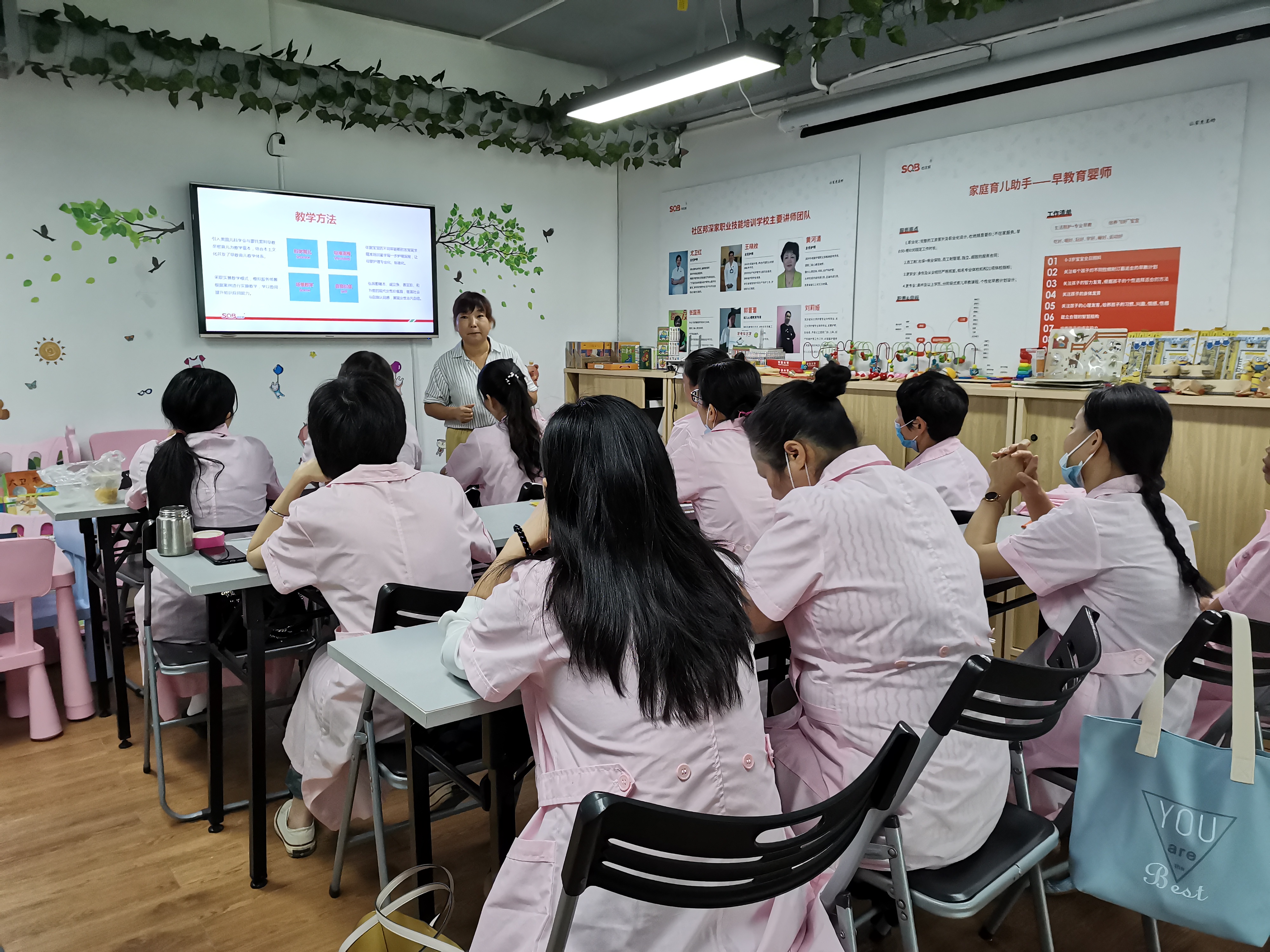 2022年深圳育嬰師證報名官網(wǎng)在哪里？育嬰師如何提高考試通過率？